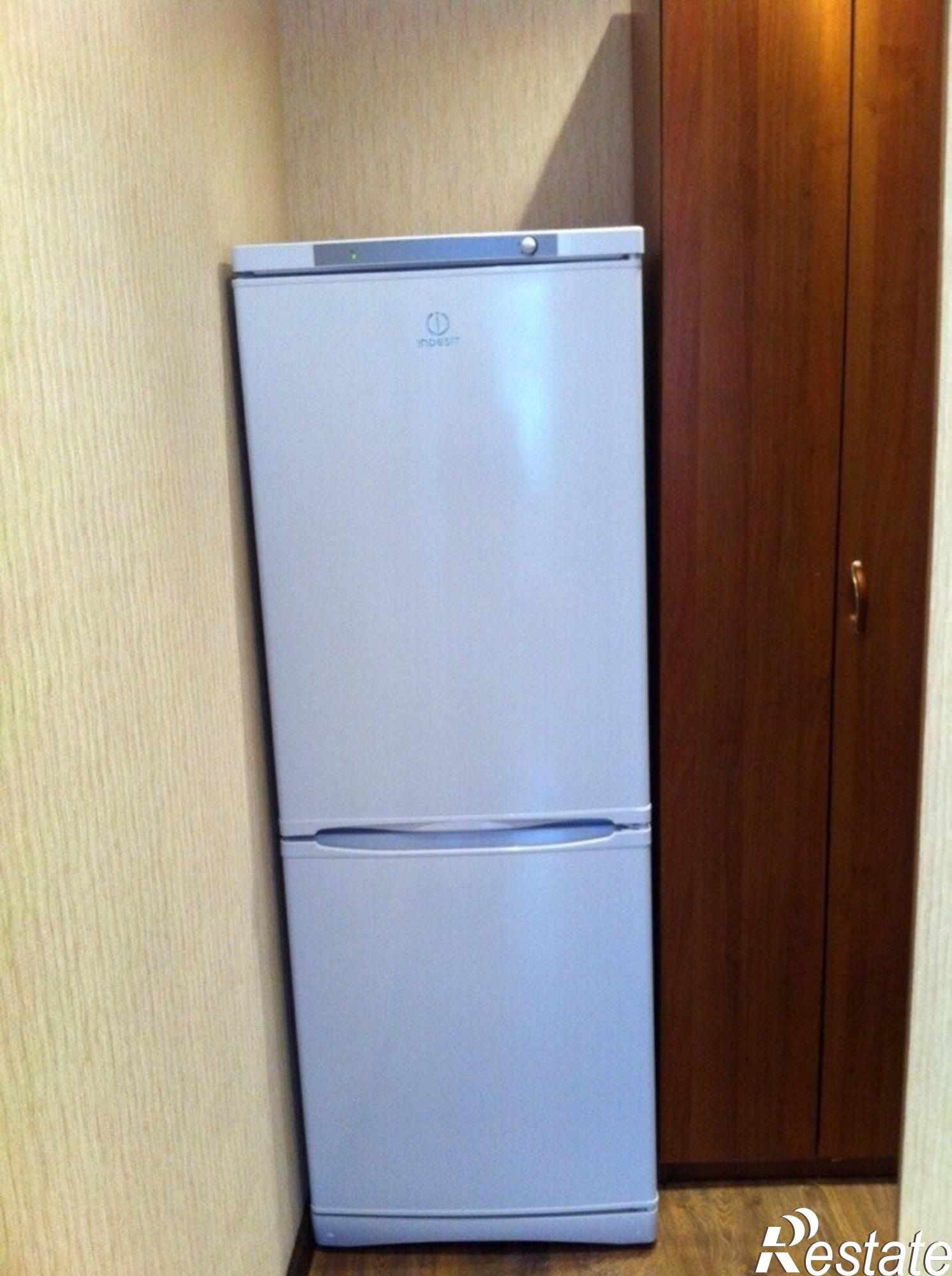 Сдать квартиру за 12 000 рублей на Сурикова ул, 22