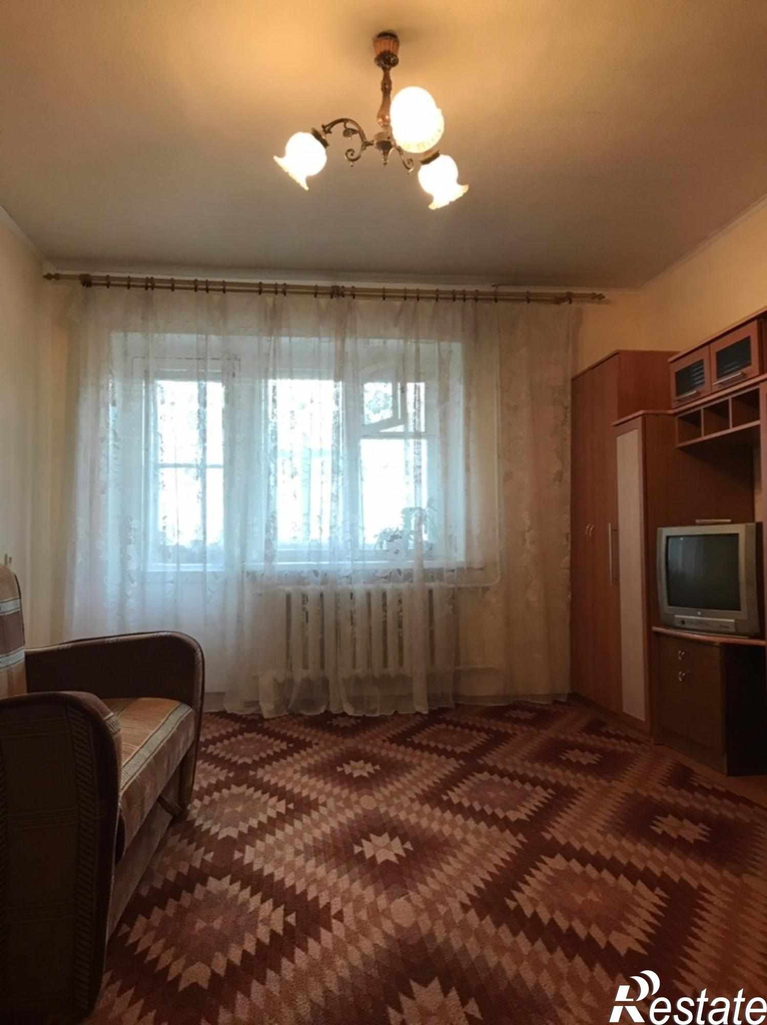 Сдать квартиру за 12 000 рублей на Крайнова ул, 16