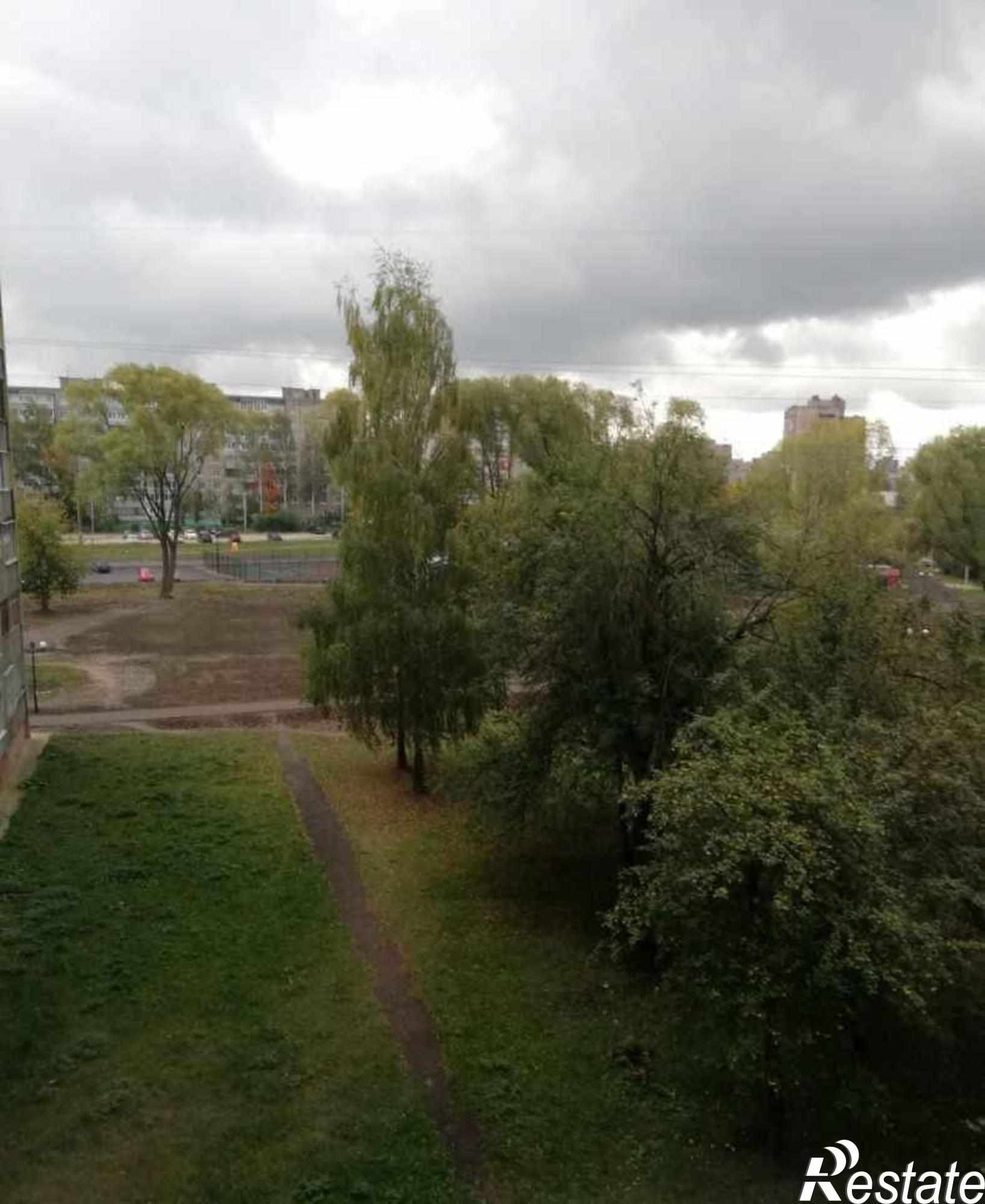 Сдать квартиру за 12 000 рублей на Комиссарова ул, 3 Б