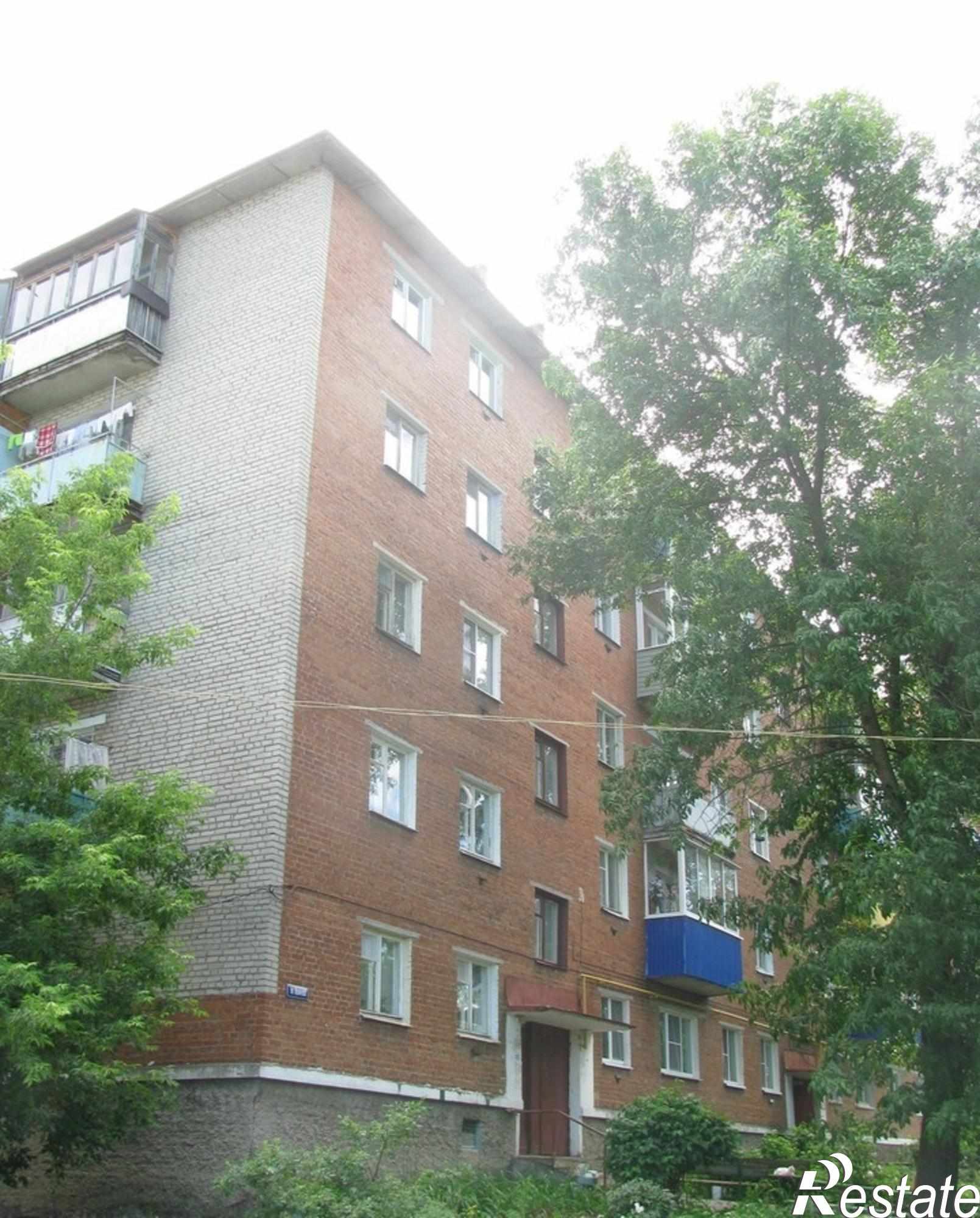Сдать квартиру за 12 000 рублей на Крайнова ул, 16