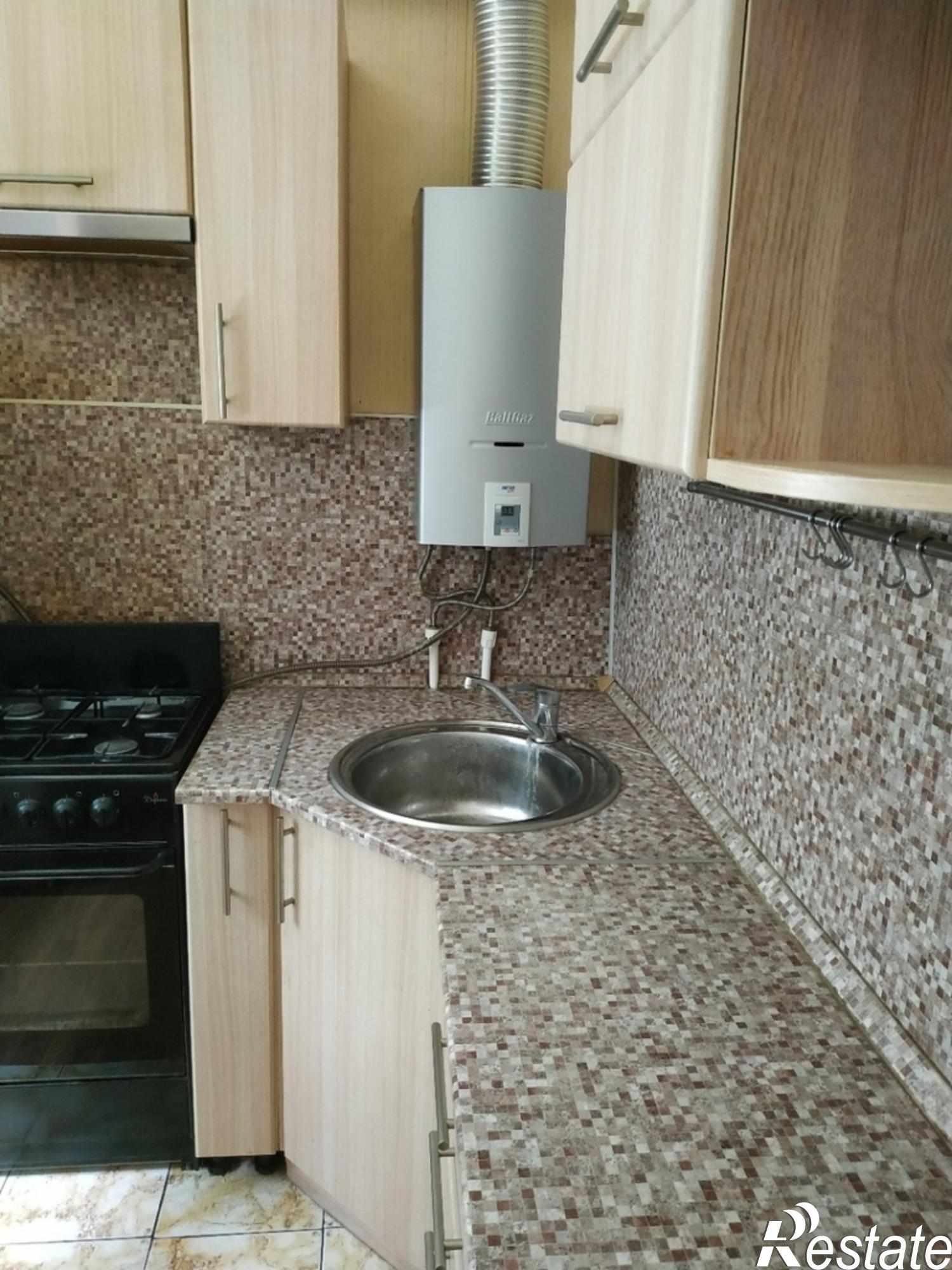 Сдать квартиру за 12 000 рублей на Верхняя Дуброва ул, 15