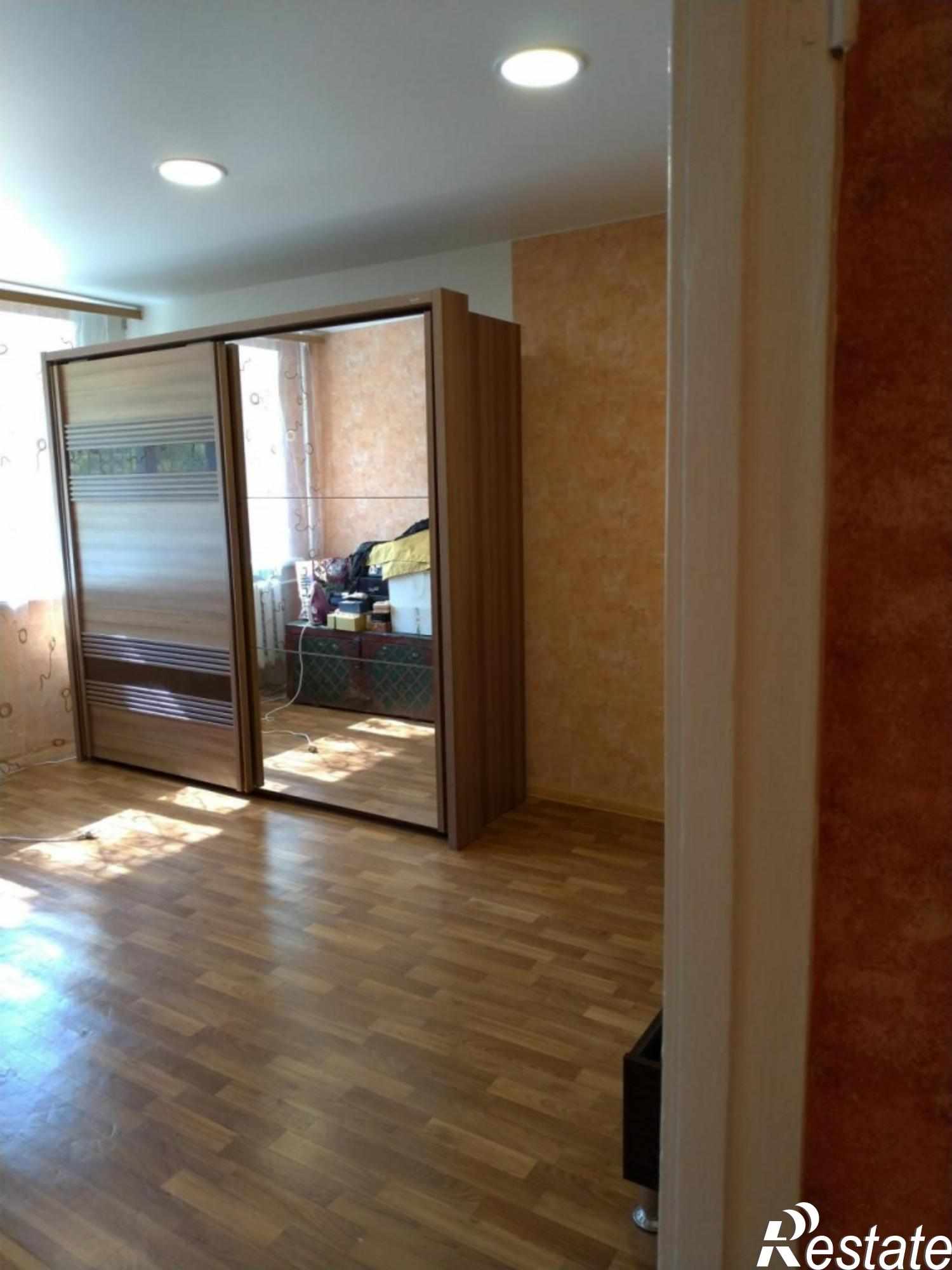 Сдать квартиру за 12 000 рублей на Михайловская ул, 53