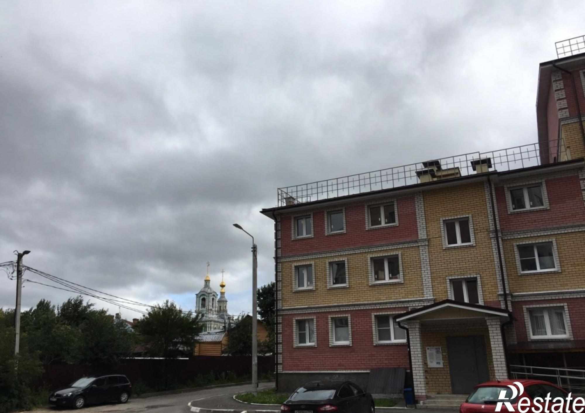 Сдать студию за 30 000 рублей на Малые Ременники ул, 9