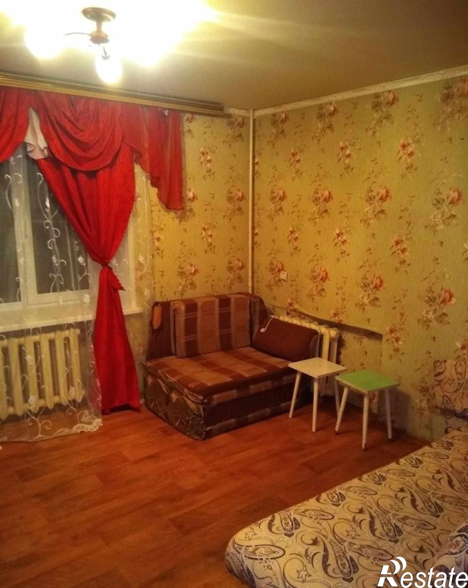 Сдать квартиру за 12 000 рублей на Почаевская ул, 2