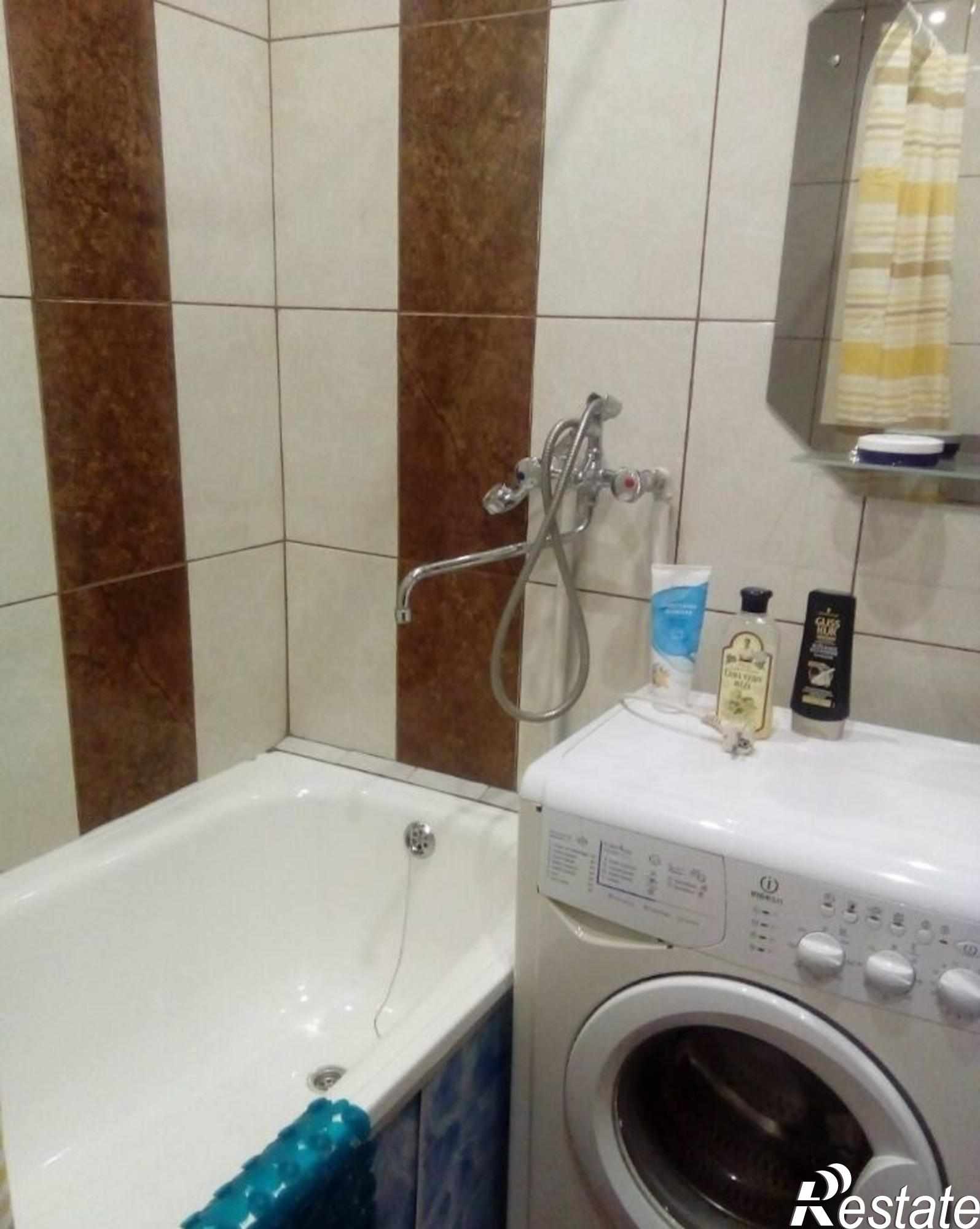 Сдать квартиру за 12 000 рублей на Школьный проезд, 1 А