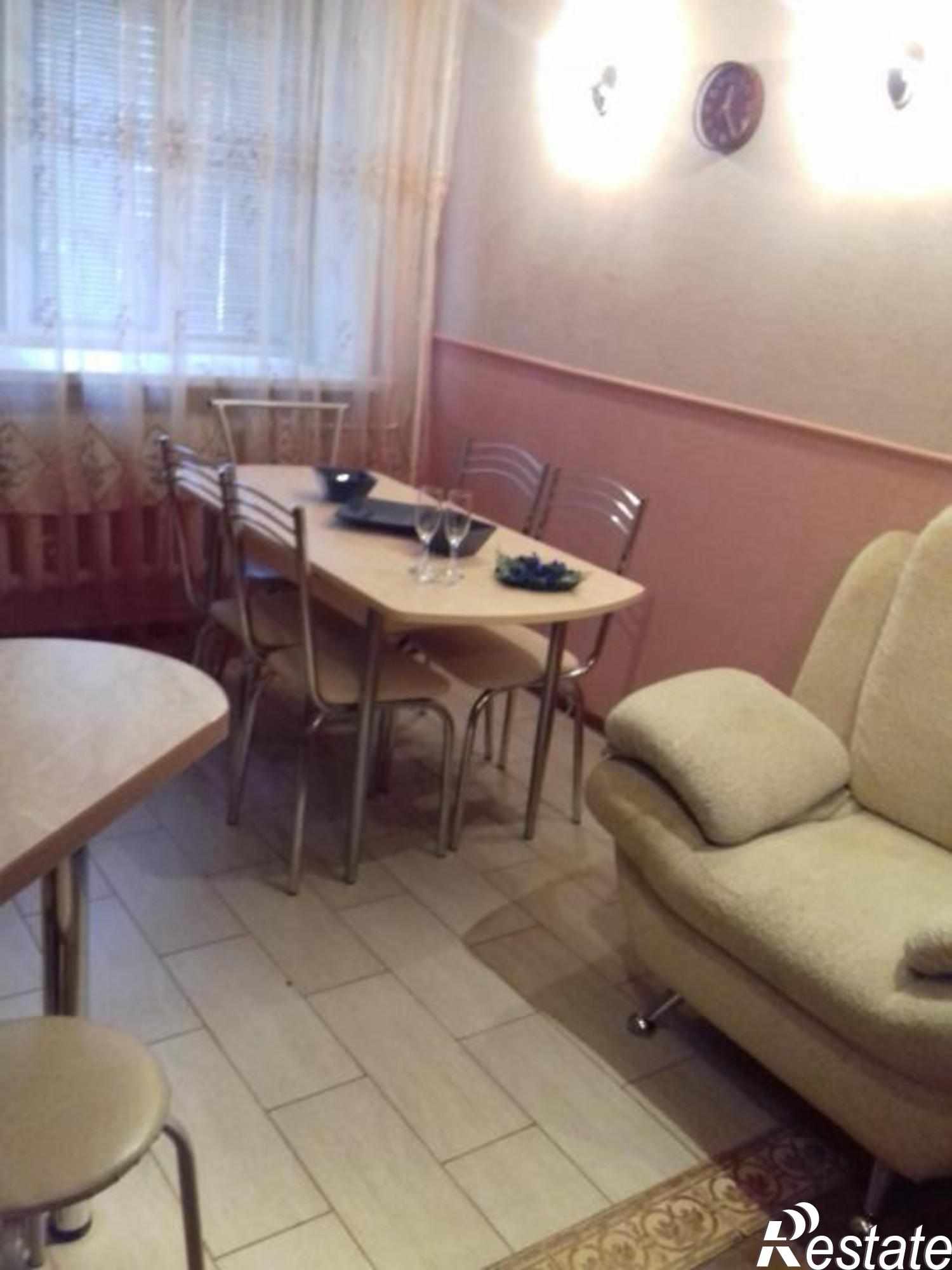 Сдать квартиру за 25 000 рублей на Горького ул, 79А
