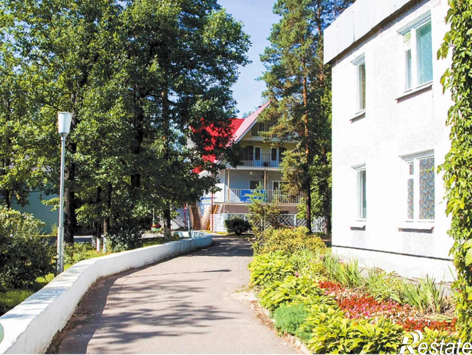 Купить дачу, дом, коттедж за 16 000 000 рублей на Садовая , 54б