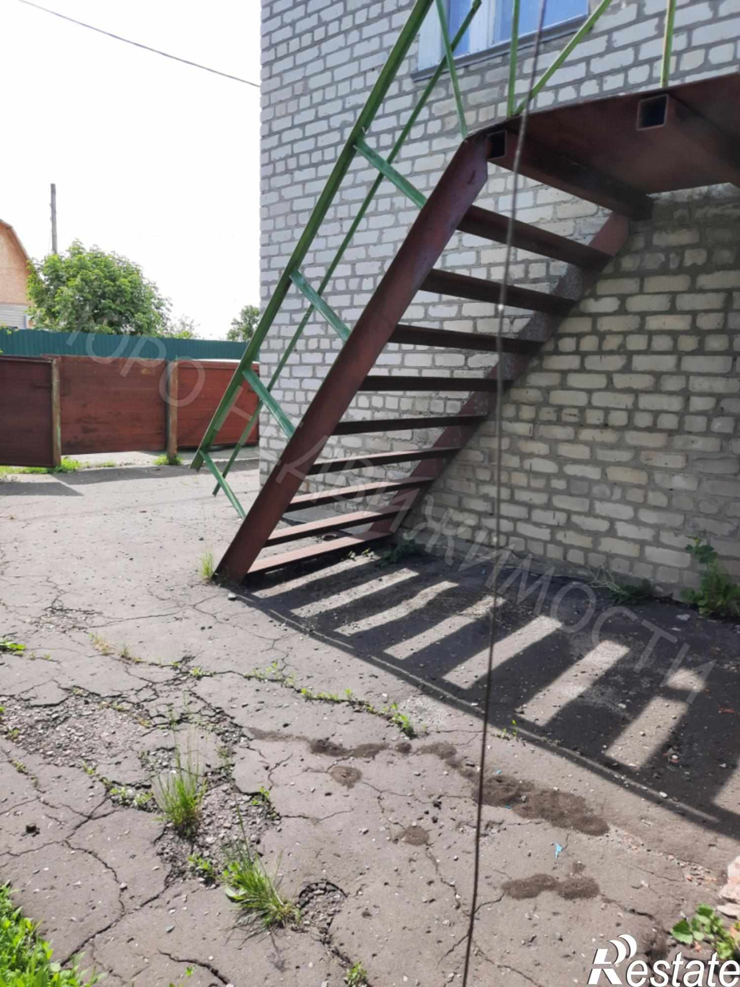 Купить дачу, дом, коттедж за 1 500 000 рублей на интернациональная, 17