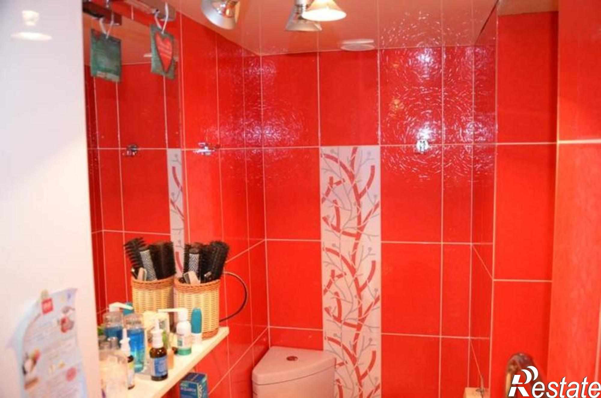 Купить дачу, дом, коттедж за 12 400 000 рублей на Зеленая ул.