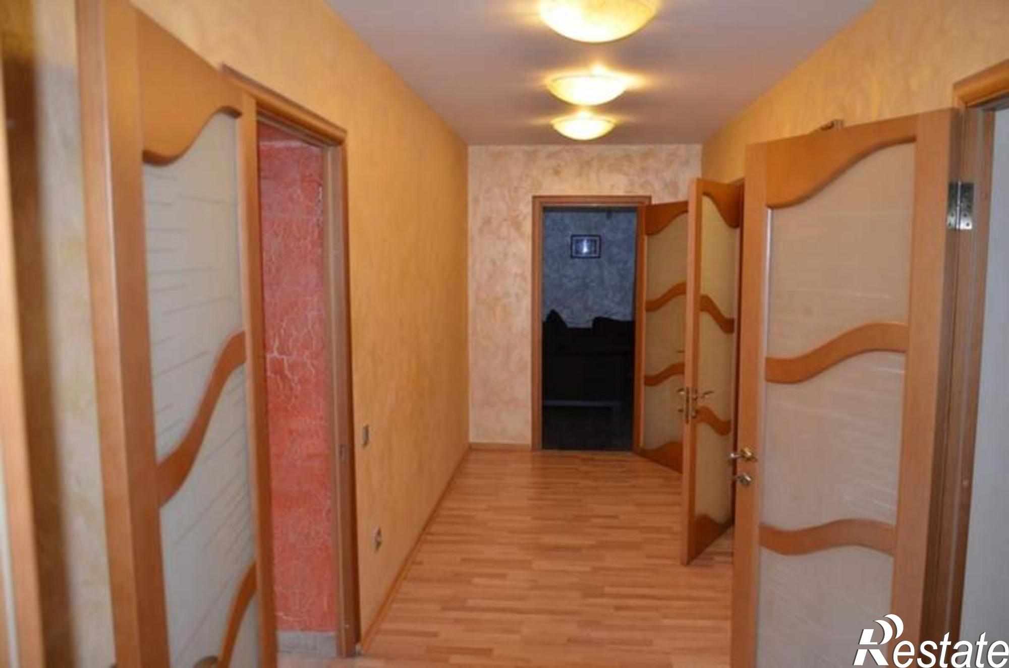 Купить дачу, дом, коттедж за 12 400 000 рублей на Зеленая ул.