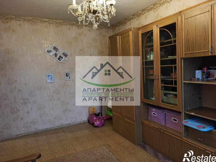 3-комн квартира Бутырина ул, 3