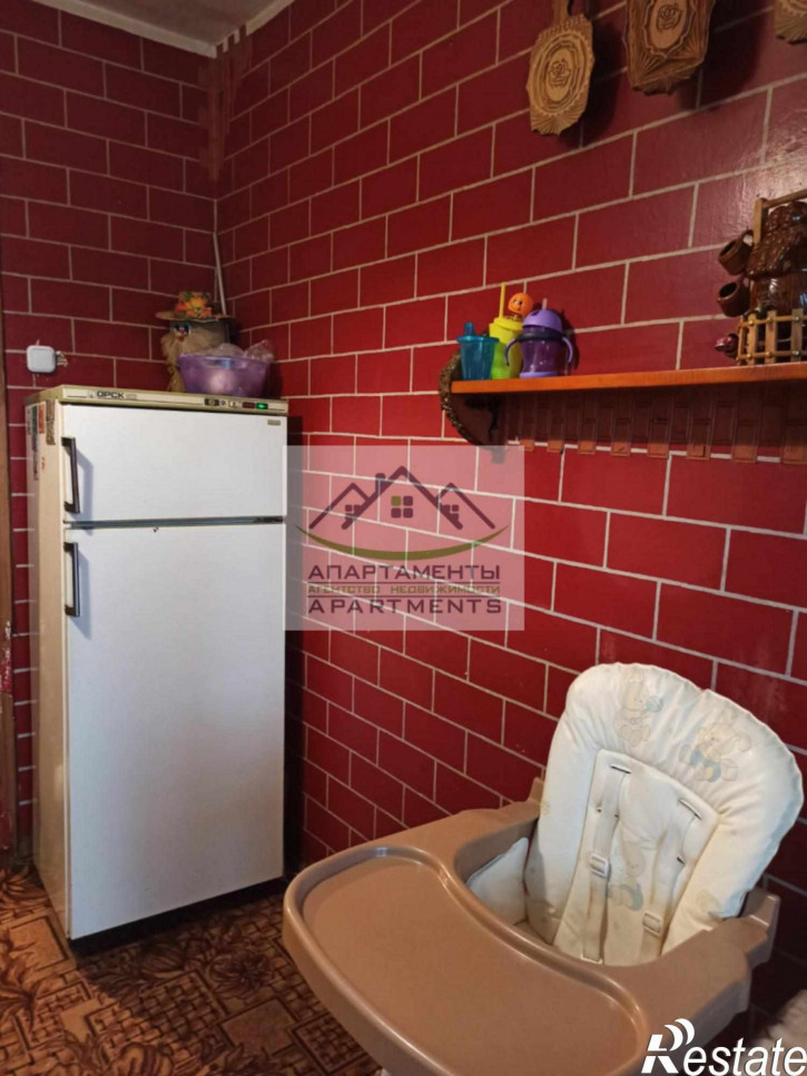 3-комн квартира Бутырина ул, 3