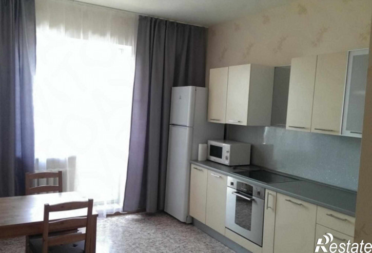 1-комн квартира Крайнова ул, 4