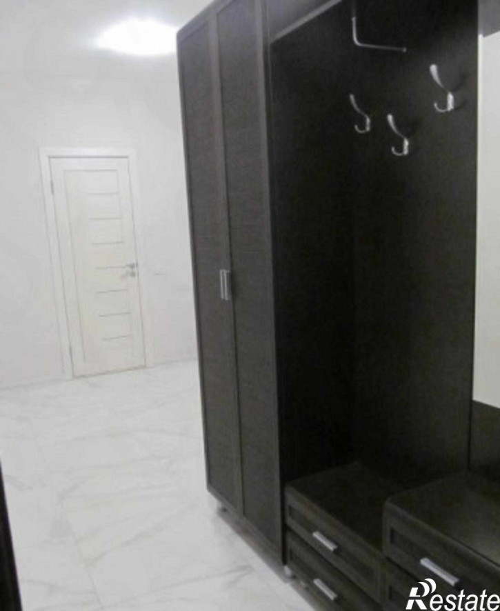 1-комн квартира Крайнова ул, 3А