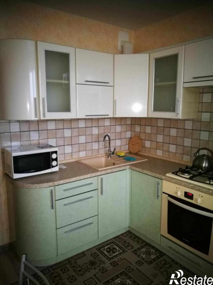 2-комн квартира Комиссарова ул, 3Б