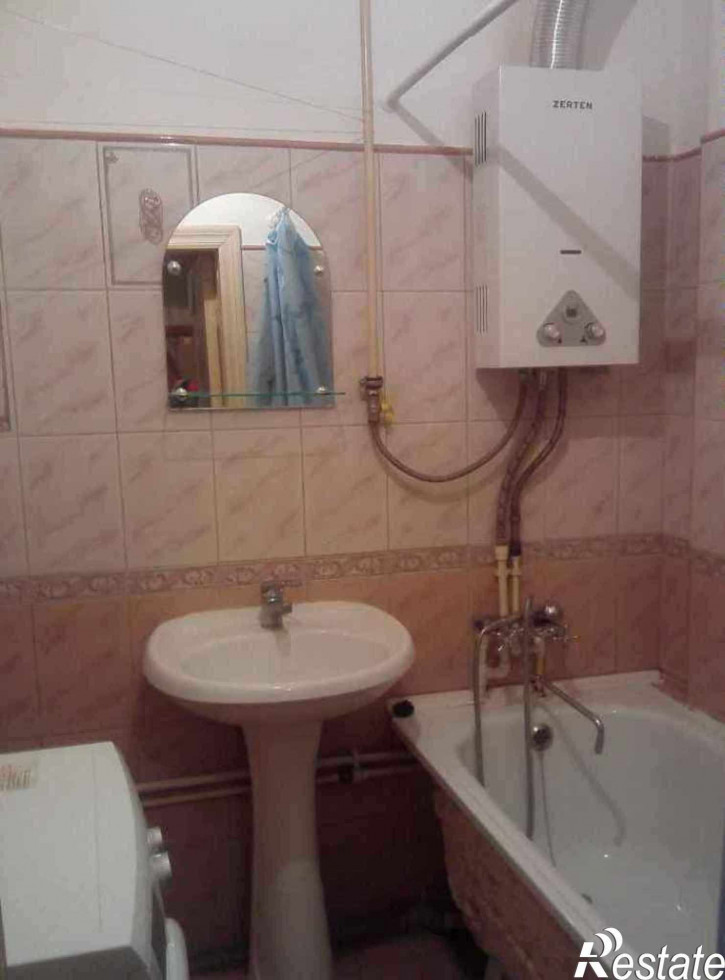 2-комн квартира Луначарского ул, 33