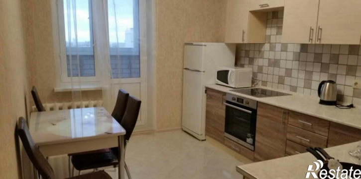 1-комн квартира Крайнова ул, 3А
