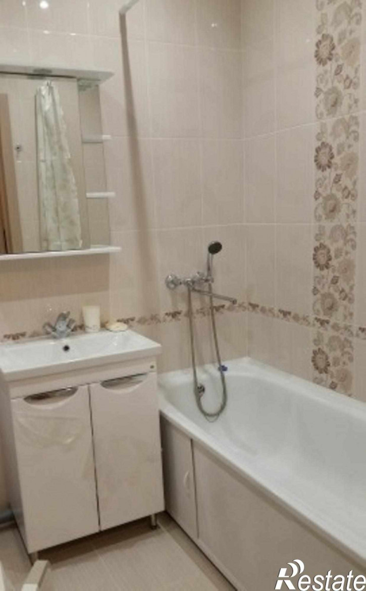 1-комн квартира Крайнова ул, 3А