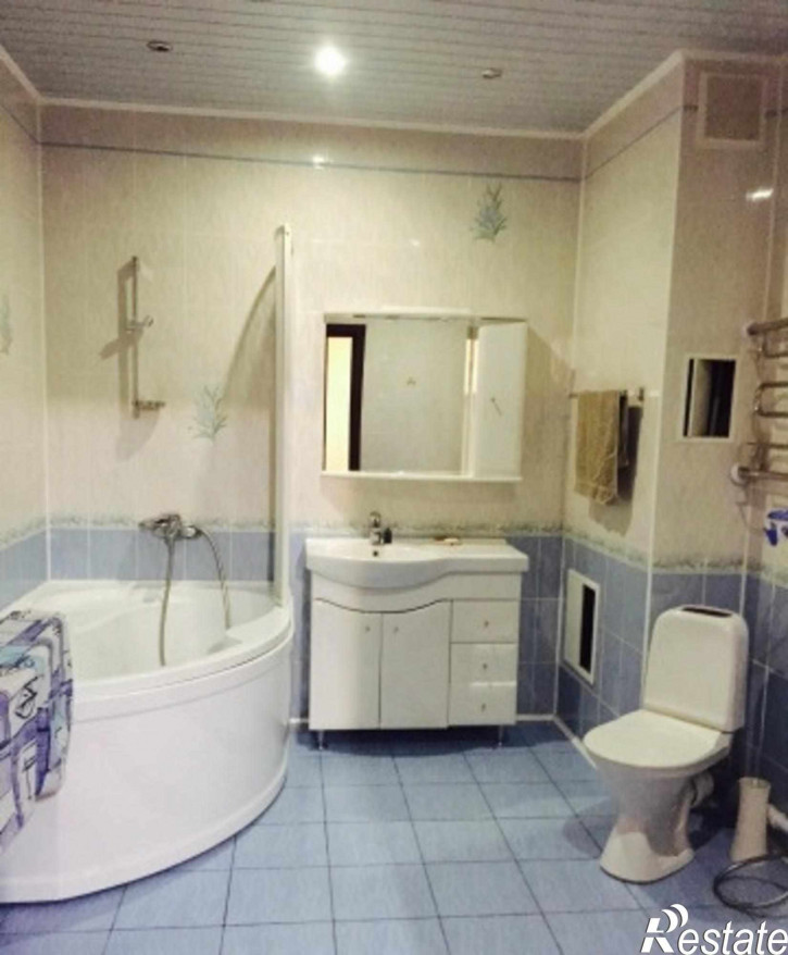 2-комн квартира Малые Ременники ул, 11А