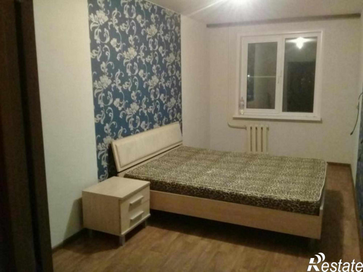 3-комн квартира Комиссарова ул, 61