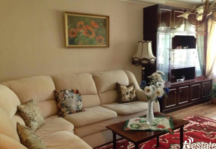 2-комн квартира Балакирева ул, 57А