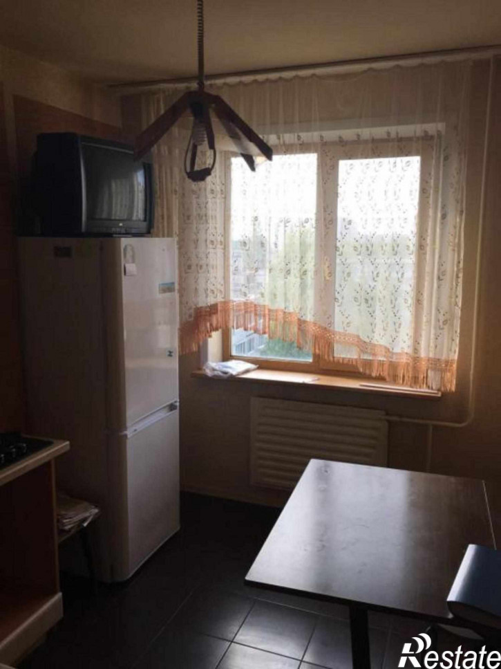 3-комн квартира Безыменского ул, 14