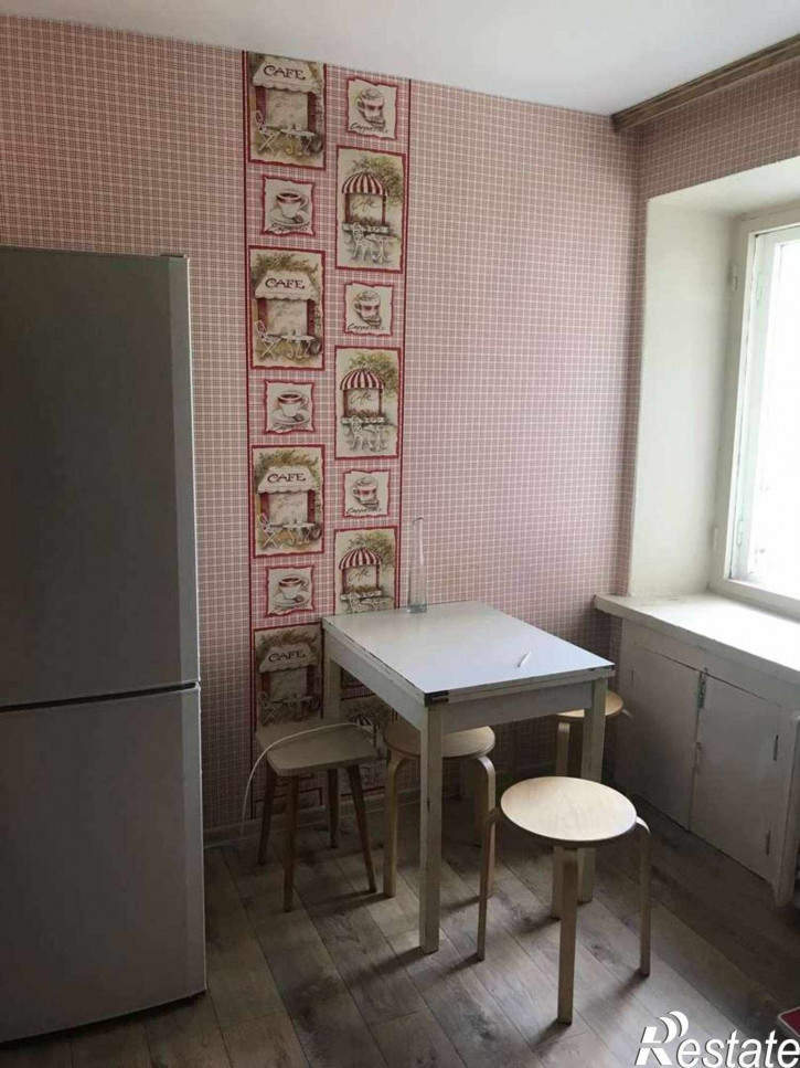 2-комн квартира Балакирева ул, 45А