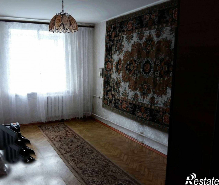 3-комн квартира Комиссарова ул, 10/13