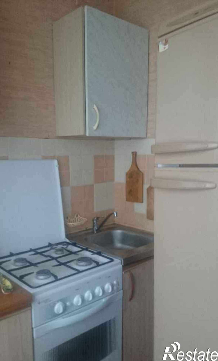 1-комн квартира Комиссарова ул, 49