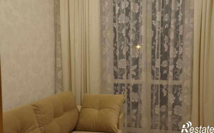 2-комн квартира Горького ул, 76
