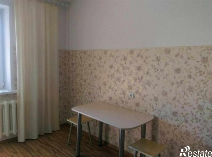 1-комн квартира Тракторная ул, 4