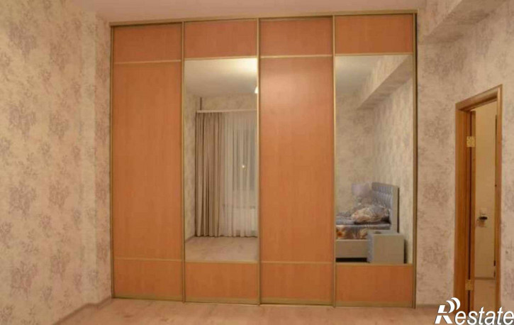2-комн квартира Горького ул, 76