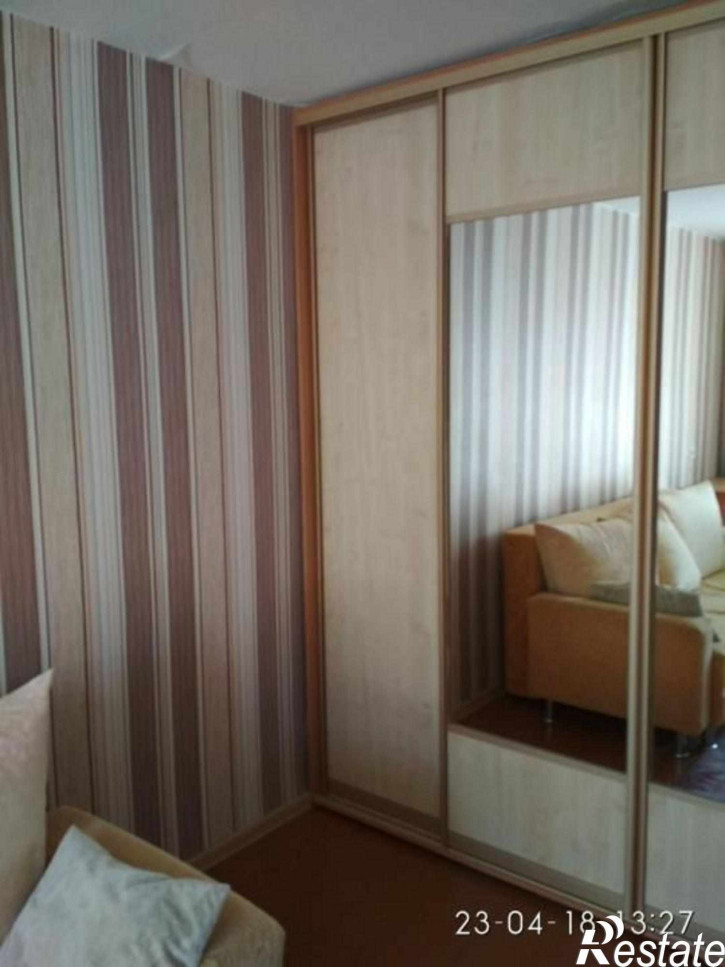 1-комн квартира Крайнова ул, 12