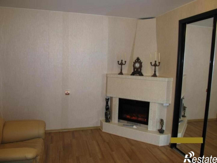 2-комн квартира Растопчина ул, 19