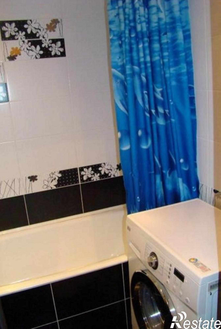 2-комн квартира Безыменского ул, 5