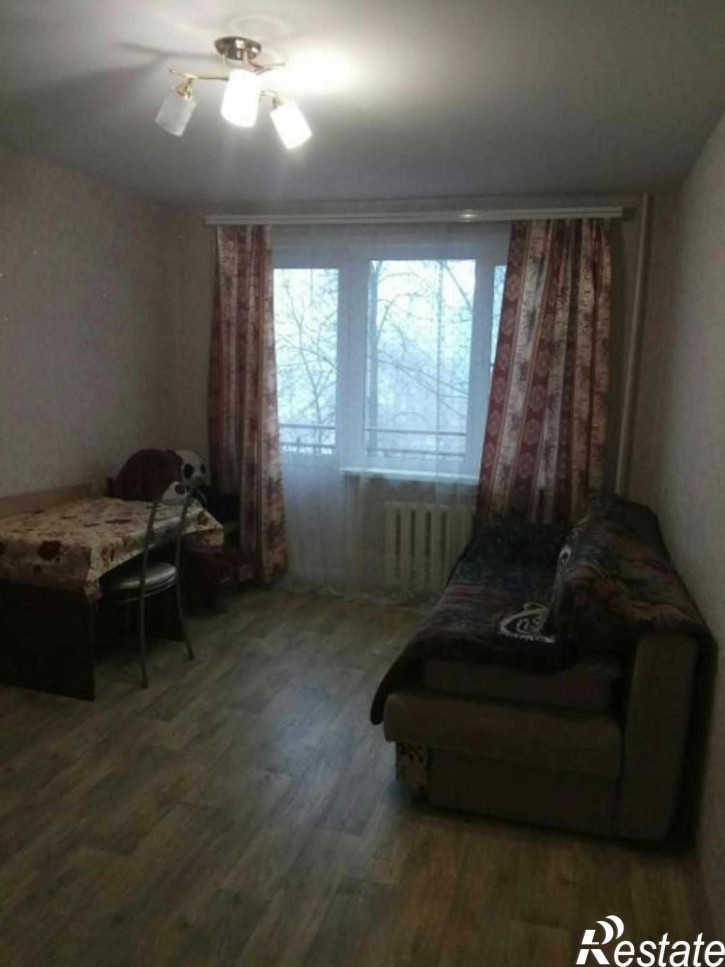 1-комн квартира Комиссарова ул, 49