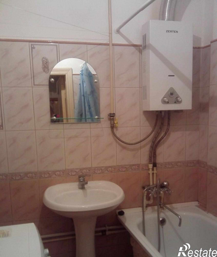 2-комн квартира Луначарского ул, 33