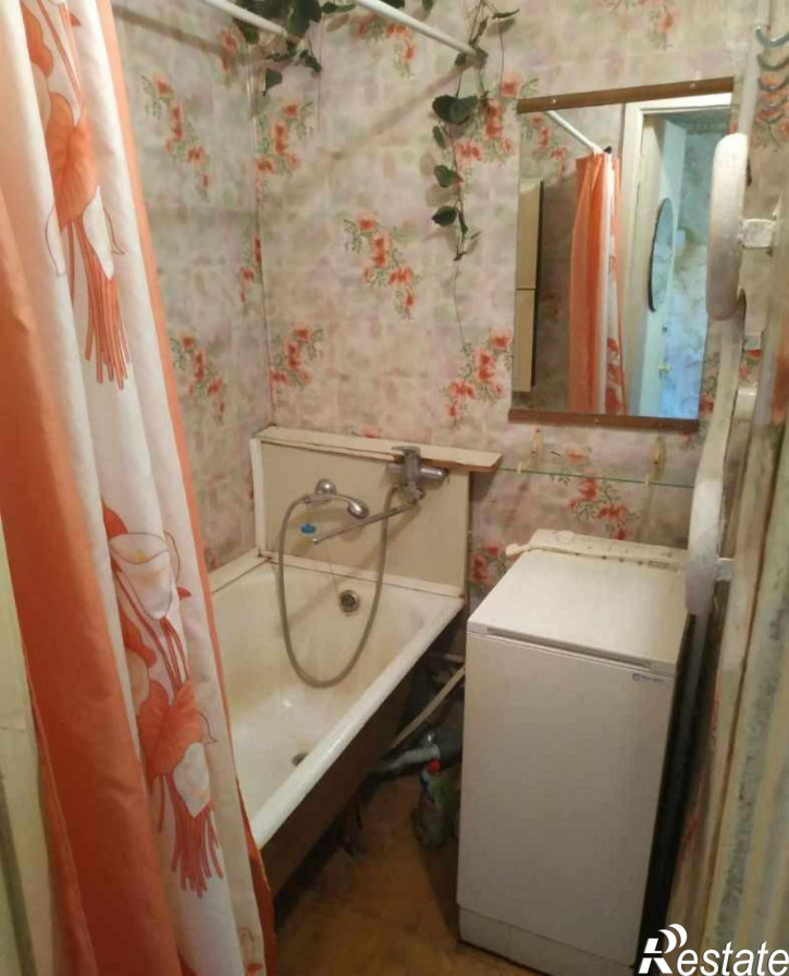 2-комн квартира Комиссарова ул, 67