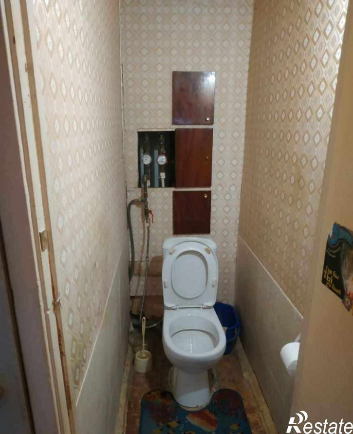 2-комн квартира Комиссарова ул, 67