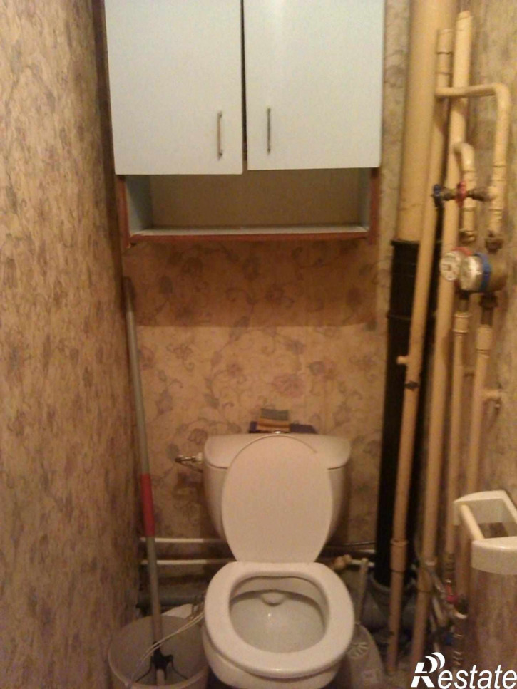2-комн квартира Комиссарова ул, 7