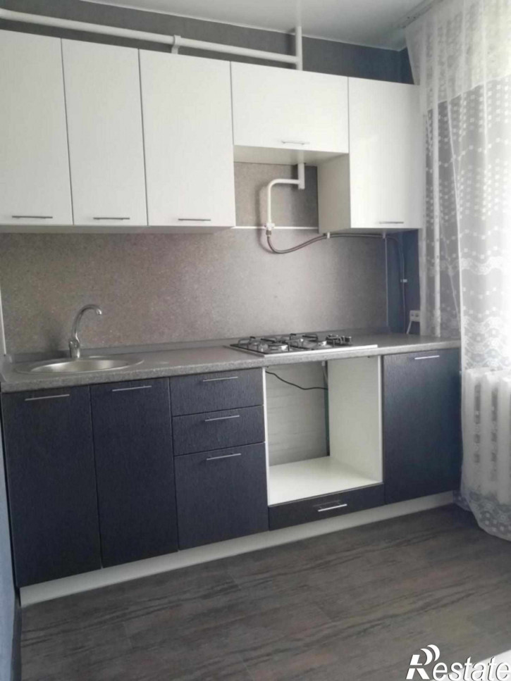 1-комн квартира Тихонравова ул, 10