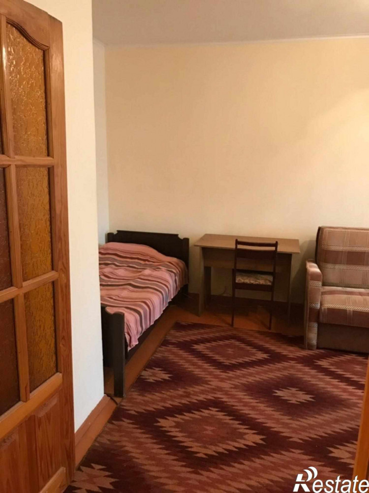 1-комн квартира Крайнова ул, 16