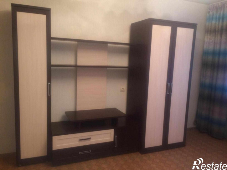 1-комн квартира Комиссарова ул, 8