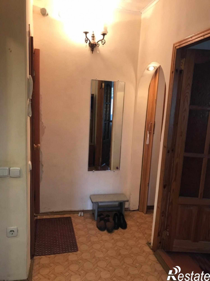 1-комн квартира Крайнова ул, 16
