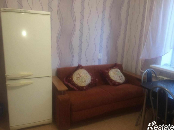 1-комн квартира Комиссарова ул, 8