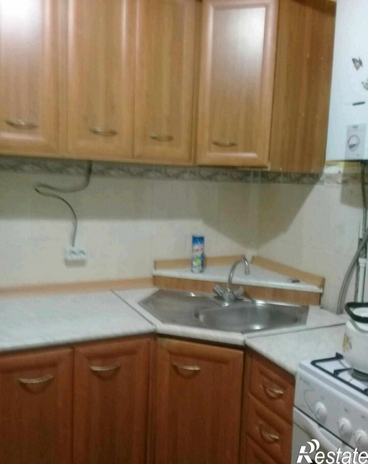 2-комн квартира Асаткина ул, 1