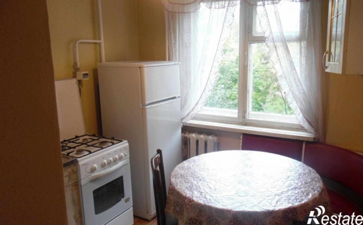 3-комн квартира Строителей пр-кт, 46 А