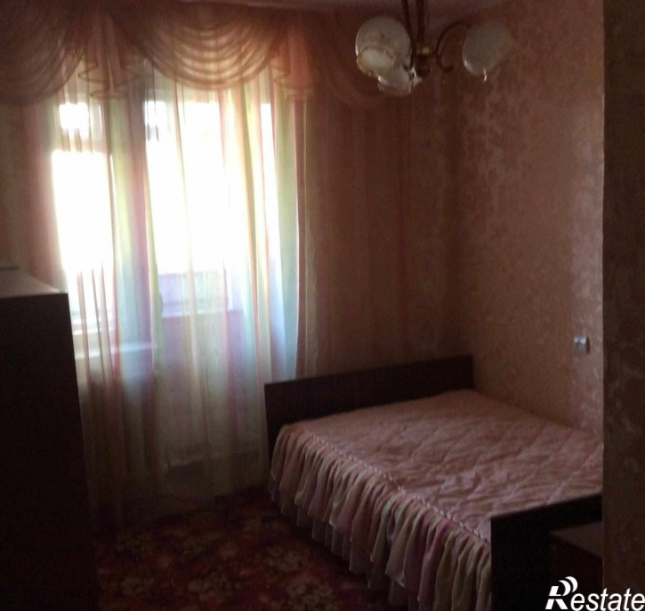 4-комн квартира Строителей пр-кт, 27