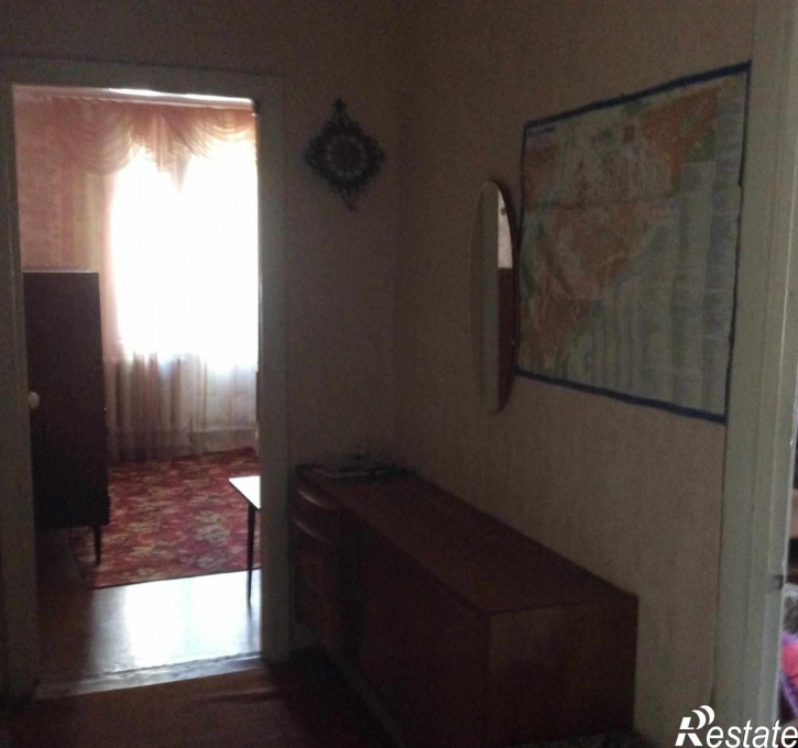 4-комн квартира Строителей пр-кт, 27