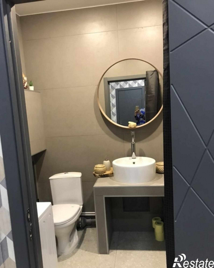 1-комн квартира Крайнова ул, 5